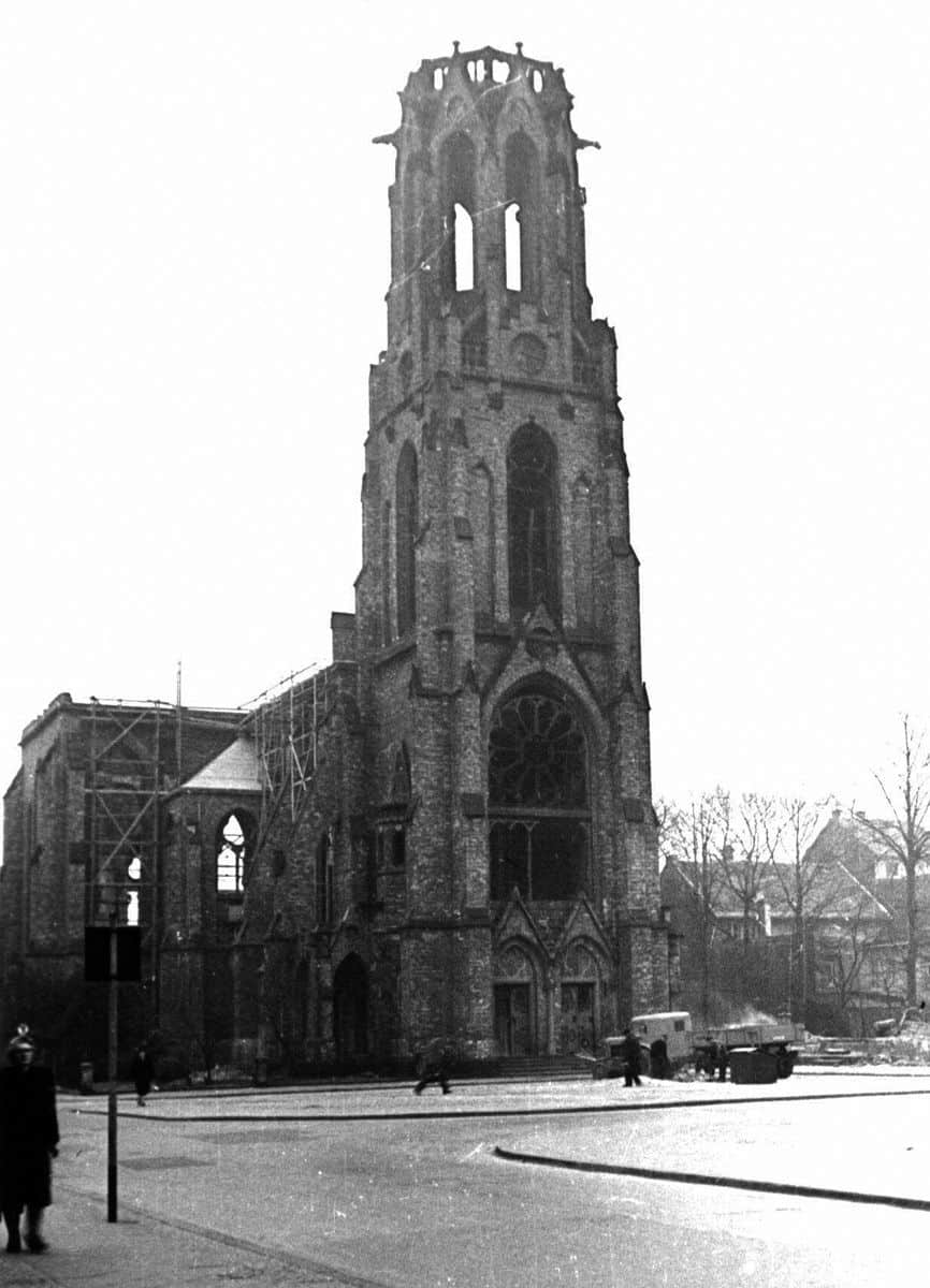 Friedenskirche Krefeld um 1945